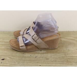 New Aetrex Womens Sandals 10 Brown Beige Leather Wedge Cork Sole Buckle